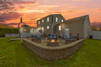 100 Evergreen Dr, Swansea, MA 02777 - photo 2