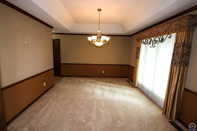 7522 SW Robinhood Ct, Topeka, KS 66614 - photo 6