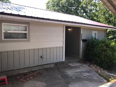 322 S 7th St, Eufaula, OK 74432 - photo 3