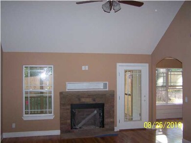 686 Soaring Eagle Cir, Hixson, TN 37343 - photo 7