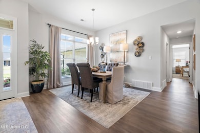 5971 Grove Ln, Horn Lake, MS 38637 - photo 6