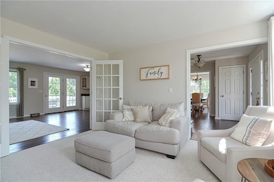 67 Mikayla Ann Dr, Rehoboth, MA 02769 - photo 5