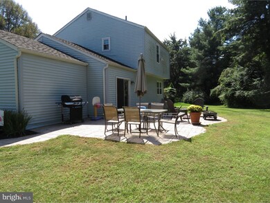1575 Bromley Dr, Harleysville, PA 19438 - photo 2