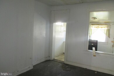 127 S Loudon Ave, Baltimore, MD 21229 - photo 5