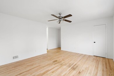14 Olean Ave unit 2, Jersey City, NJ 07304 - photo 4