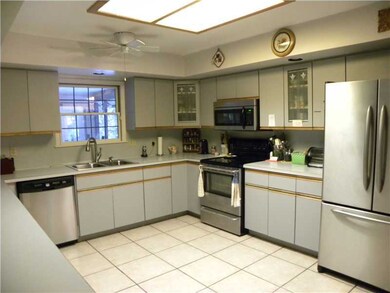 867 Gladiola Ave, Sebastian, FL 32958 - photo 5