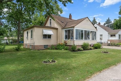 22355 Curie Ave, Warren, MI 48091 - photo 4