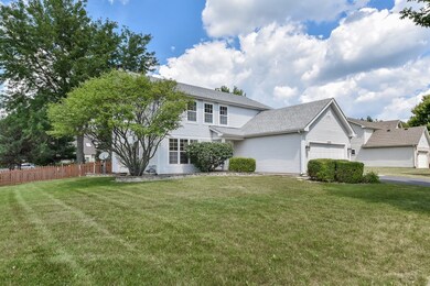 2703 Bluewater Cir, Naperville, IL 60564 - photo 2