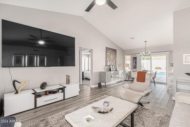 250 W Utopia Rd, Phoenix, AZ 85027 - photo 7