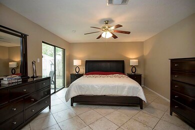 15806 Maple Manor Dr, Houston, TX 77095 - photo 6