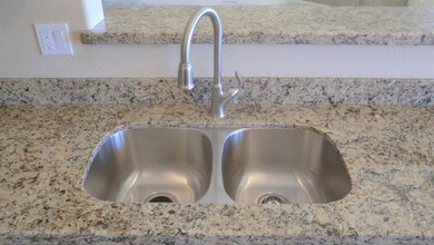 2331 Std granite counters with undermoun