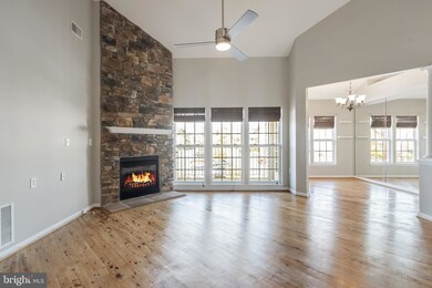 2495 Amber Orchard Ct E unit 301, Odenton, MD 21113 - photo 2