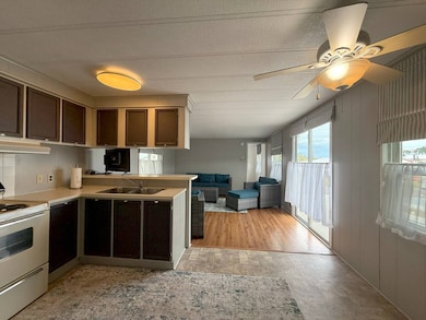 17 Larkspur, Palmetto, FL 34221 - photo 6