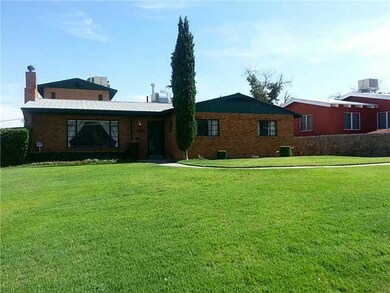 2620 Savannah Ave, El Paso, TX 79930 - photo 2