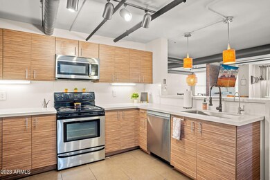 2-web-or-mls-535 W Thomas Rd apt 513 - 0