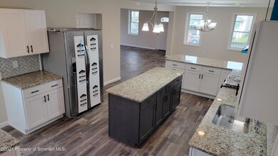 2000 Electric St unit 2002, Dunmore, PA 18512 - photo 2