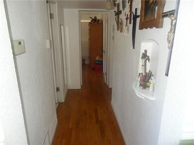 17 Half Moon Dr, El Paso, TX 79915 - photo 5