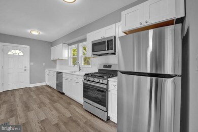 801 805 Bridgeton Pike, Sewell, NJ 08080 - photo 3