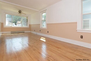 2089 Plum St, Schenectady, NY 12309 - photo 5