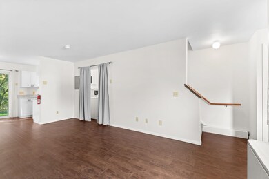 O6 Grandview Dr, South Burlington, VT 05403 - photo 4