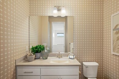 Upstairs guest bath