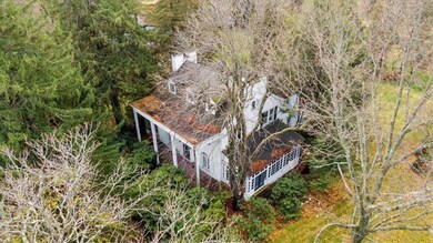 5482 Chestnut St, Emmaus, PA 18049 - photo 2