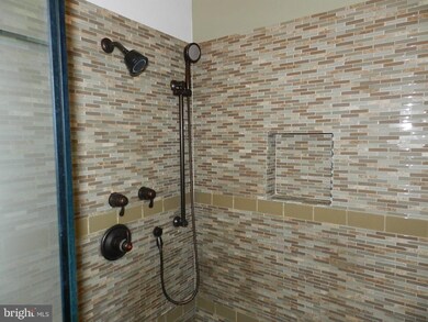 12944 Grays Pointe Rd unit C, Fairfax, VA 22033 - photo 7