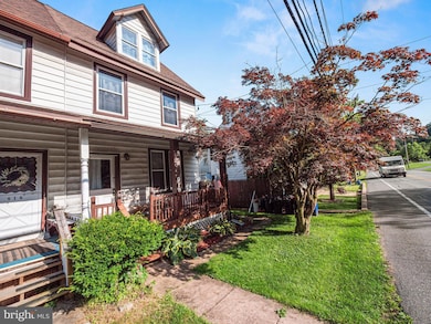 918 Morgantown Rd, Reading, PA 19607 - photo 2