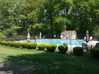 96 Richardson St unit B5, Billerica, MA 01821 - photo 2