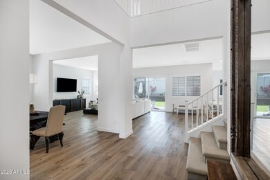 1123 E Paseo Way-7