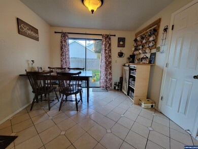 553 Panda Loop, Eugene, OR 97401 - photo 6