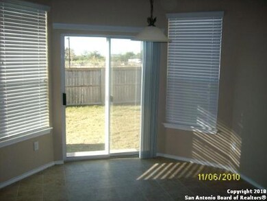 11208 Dublin Ct, San Antonio, TX 78254 - photo 5