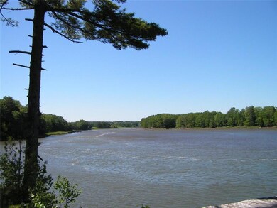 772 Pleasant Point View
