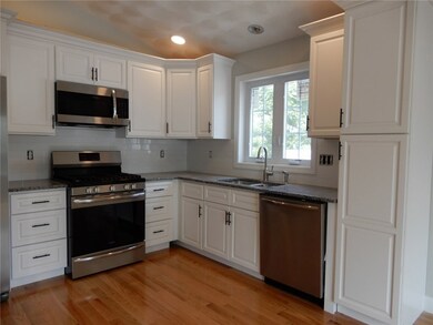 5 Franklin St, Cumberland, RI 02864 - photo 3