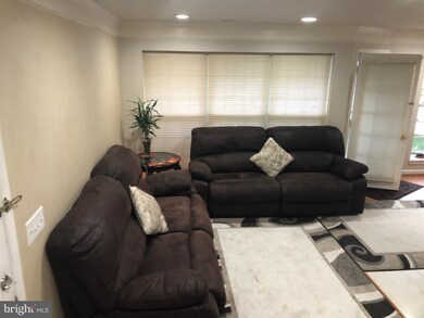 46876 Clarion Terrace unit 200, Sterling, VA 20164 - photo 7