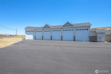 9967 W8 Rd NW unit F 33, Quincy, WA 98848 - photo 2