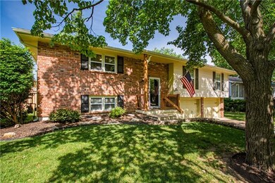 921 NW 13th St, Blue Springs, MO 64015 - photo 2