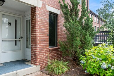 126 Merrimac St unit 18, Newburyport, MA 01950 - photo 2