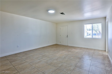 5304 Mountain View Dr, Las Vegas, NV 89146 - photo 5