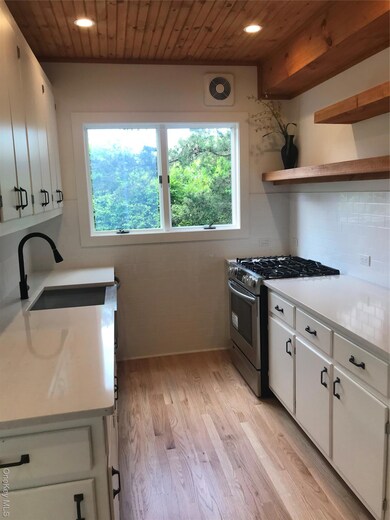 33 Duneway Ave, Ocean Beach, NY 11770 - photo 7