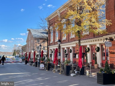28 Wolfe St unit 34, Alexandria, VA 22314 - photo 2