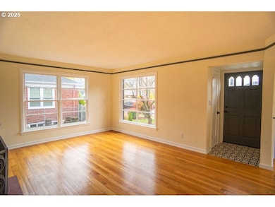 118 E 38th St, Vancouver, WA 98663 - photo 5