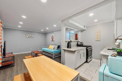 3611 Graustark St unit 15, Houston, TX 77006 - photo 6