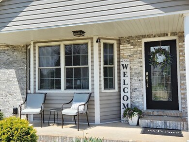 covered front porch!
