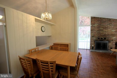 11514 Highview Ave, Silver Spring, MD 20902 - photo 7