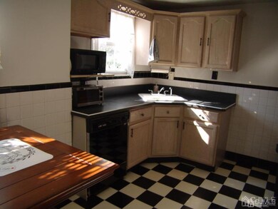 15 State St, Carteret, NJ 07008 - photo 2