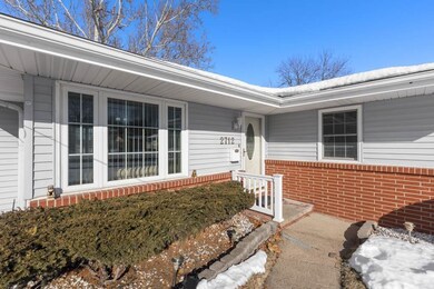 2712 E Tiffin Ave, Des Moines, IA 50317 - photo 4