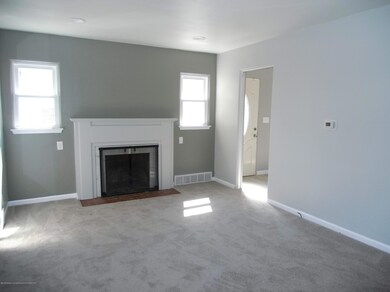 904 S Dexter Dr, Lansing, MI 48910 - photo 4