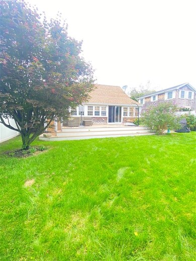 12 Nashua St, Seabrook, NH 03874 - photo 4