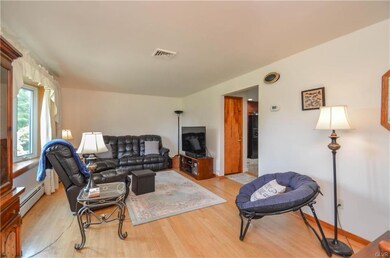 4408 Sunset Dr, Coopersburg, PA 18036 - photo 4